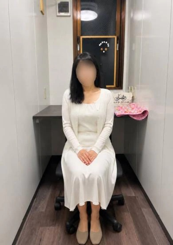 かおり、30代40代50代専門 奥様艶姫 1