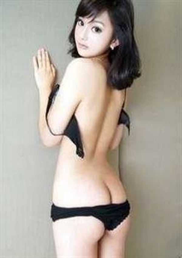 ヒカル、女優 3