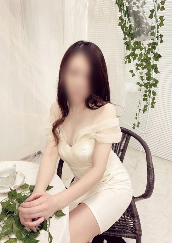 ましろ、豊田人妻隊 3